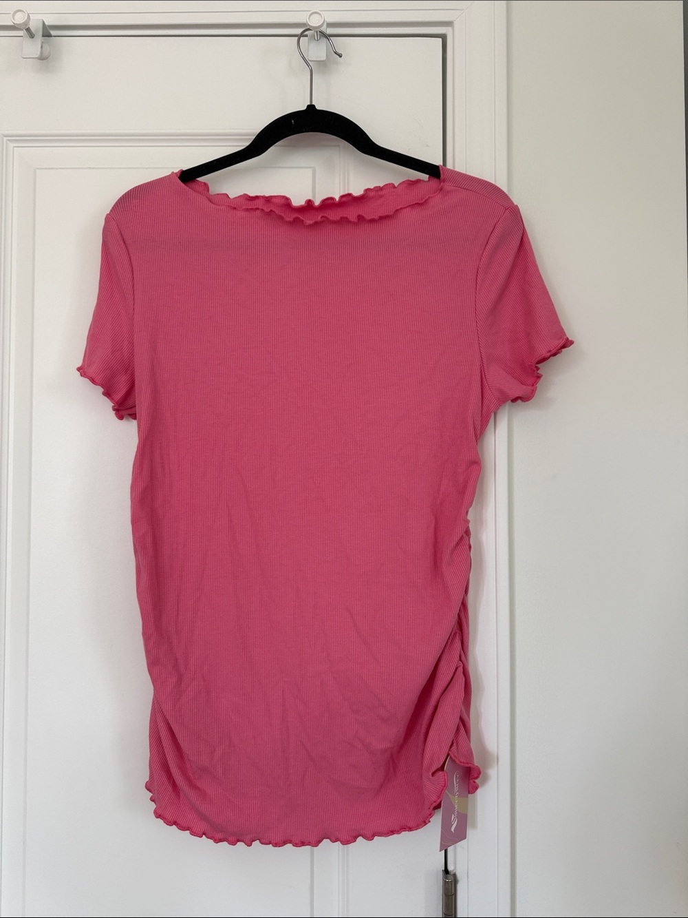 Ruffled Edge Short Sleeve Tee in Pink